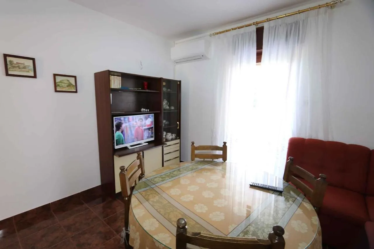 Apartments In Silo Insel Krk 13561 Croatia